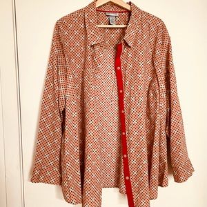 Catherines Women's Blouse Size 2X/22/24W Long Sleeve Button Up.
